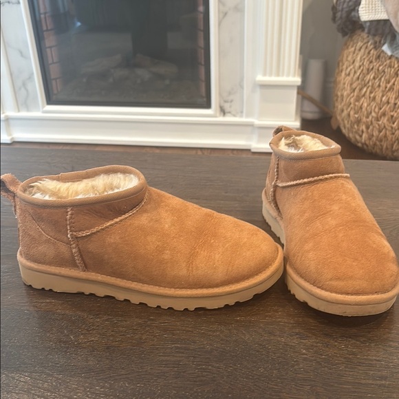 COPY - UGG Tan Ankle Boots women’s size 7 US - Picture 1 of 10